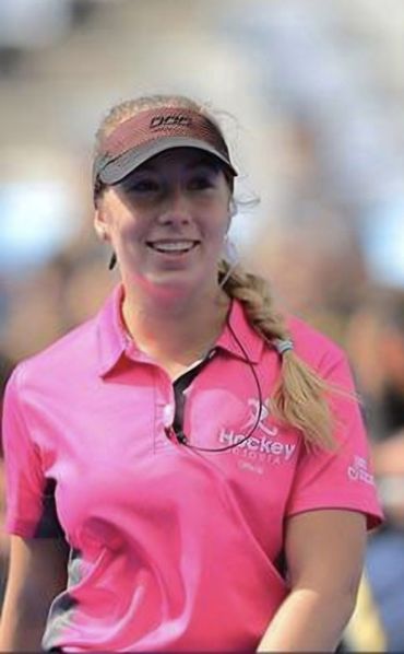 STEPH THOMPSON UMPIRES WOMEN’S PREMIER LEAGUE FINAL