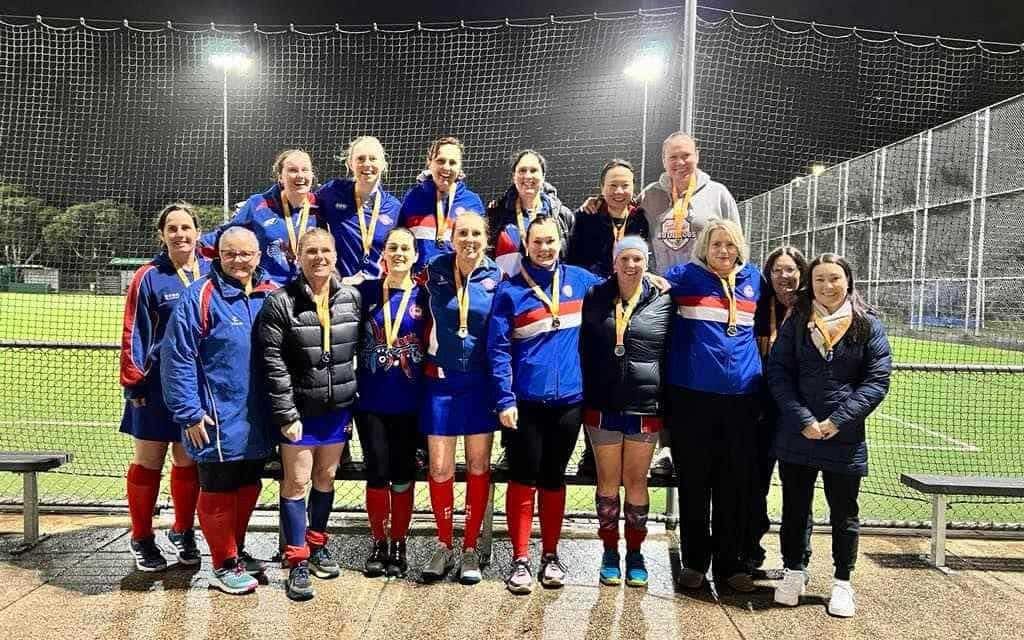 MASTERS 35 WOMEN & 50 MEN GRAND FINAL BOUND