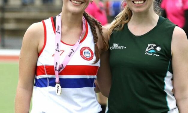 Congratulations our Away Women’s Round medal winners 🎀🏑